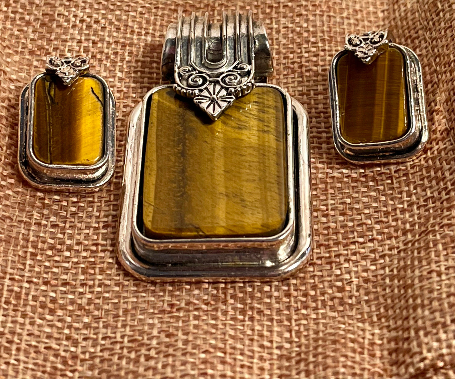 Vintage Best Tiger Eye Pendant and Earrings