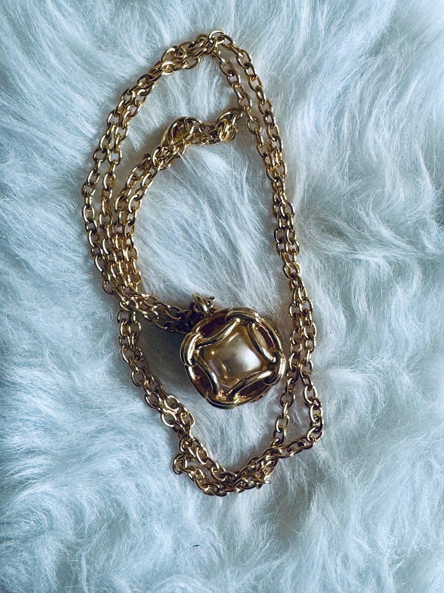 Vintage Joan Rivers Pearl Cage Necklace